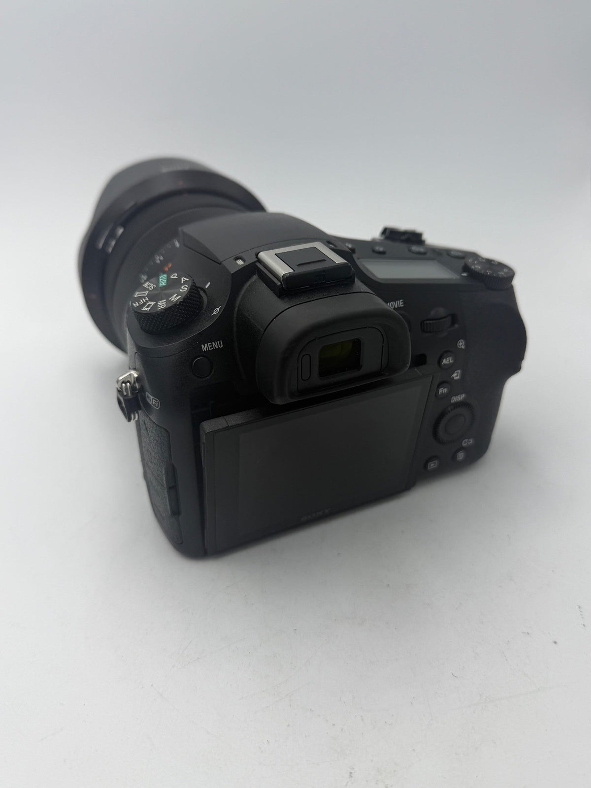 Used Sony RX10 IV