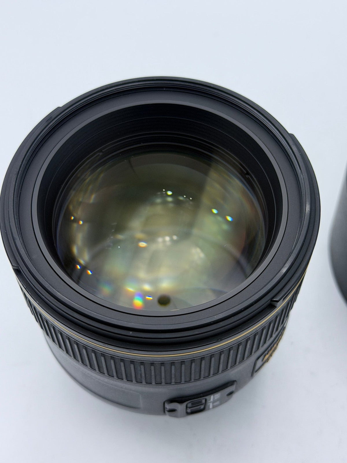 Used Nikon AF-S 85mm f/1.4 G Lens (F-Mount)