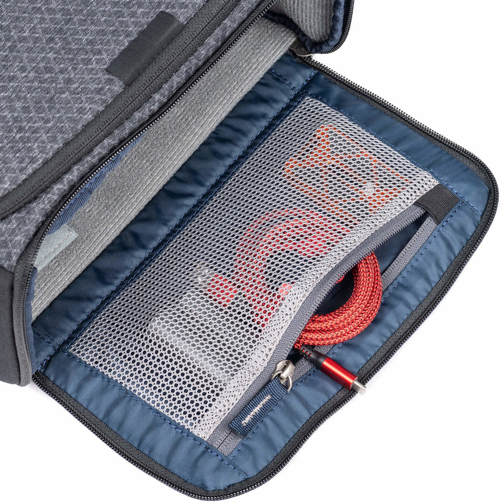 Think Tank Stash Master - S