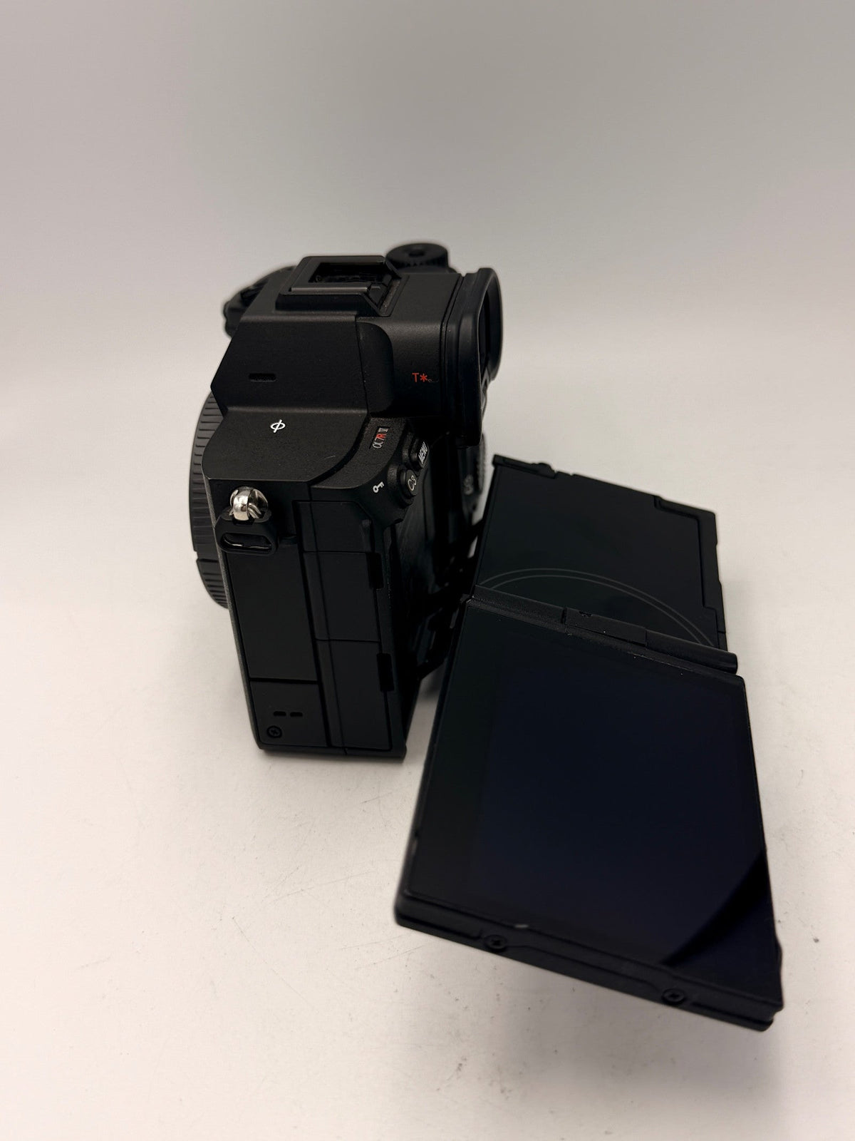 Used Sony A7R V Mirrorless Camera (84k Clicks)