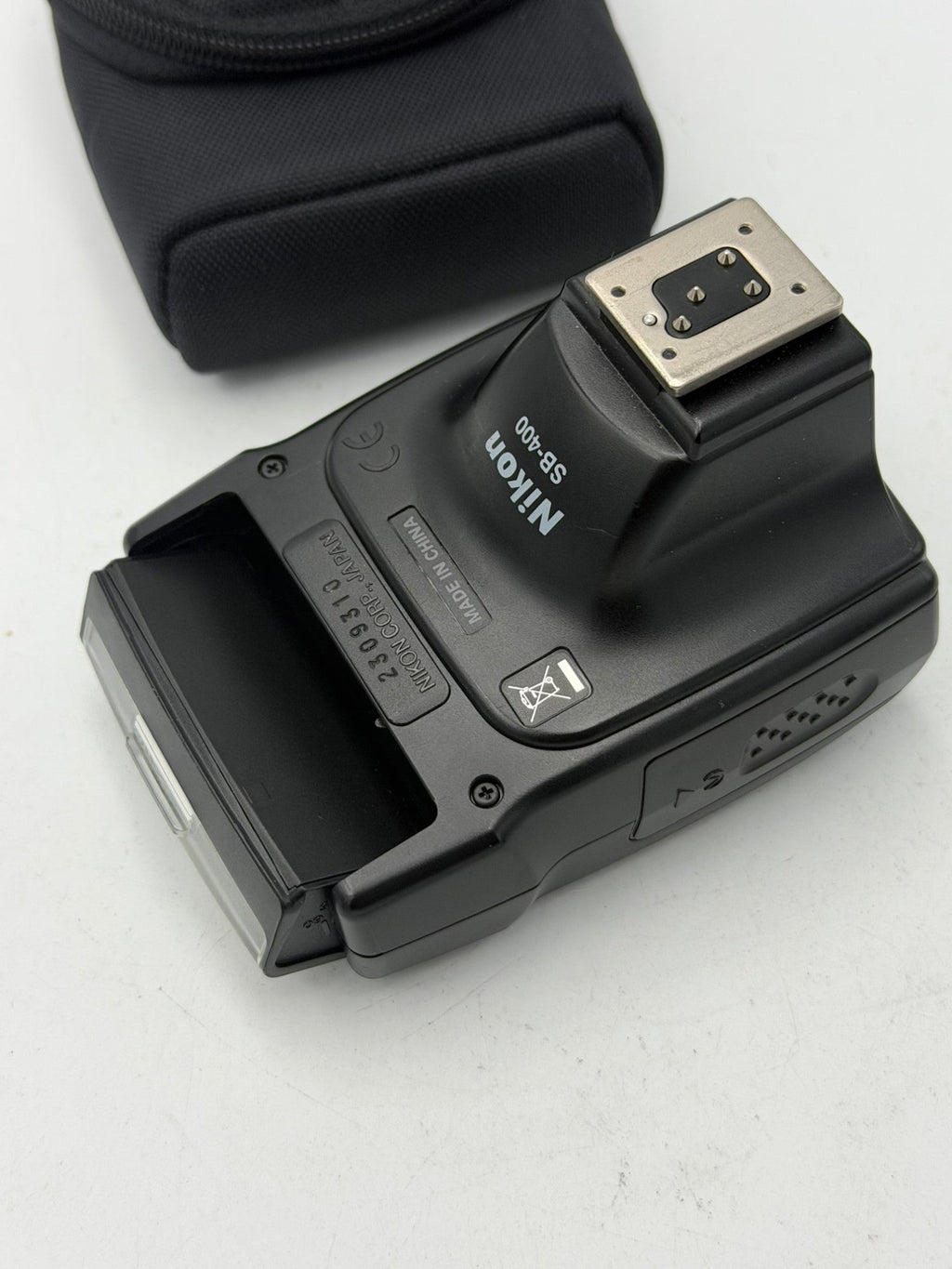Used Nikon SB-400 Flash